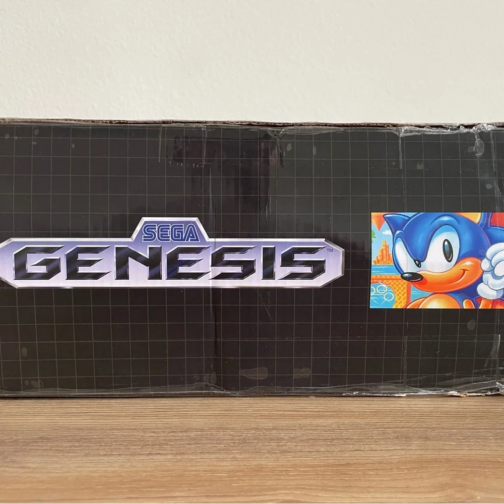 SEGA Genesis DIORAMA Console Heroes Supervillain Bundle - IN HAND NEW / SEALED
